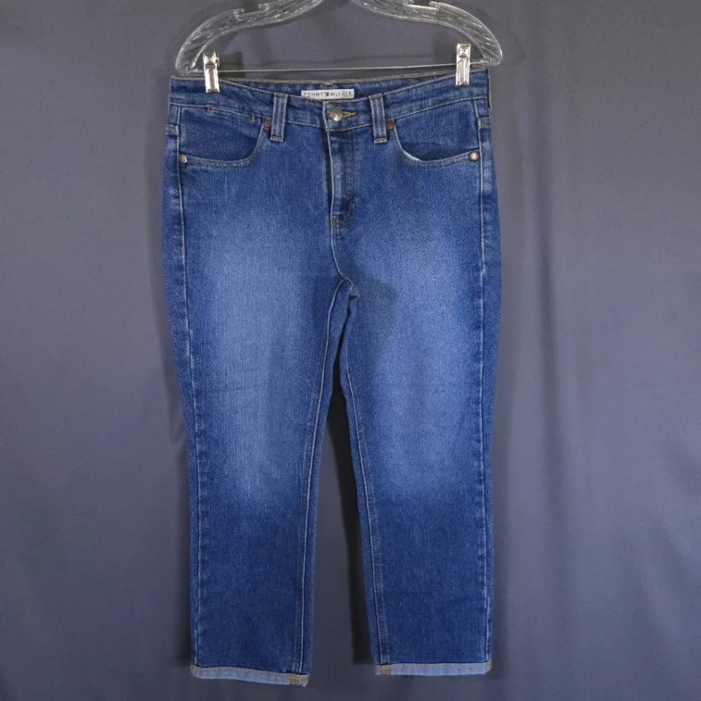 Tommy Hilfiger Hipster Jeans Cropped Medium Wash Size 6 Preppy Coastal